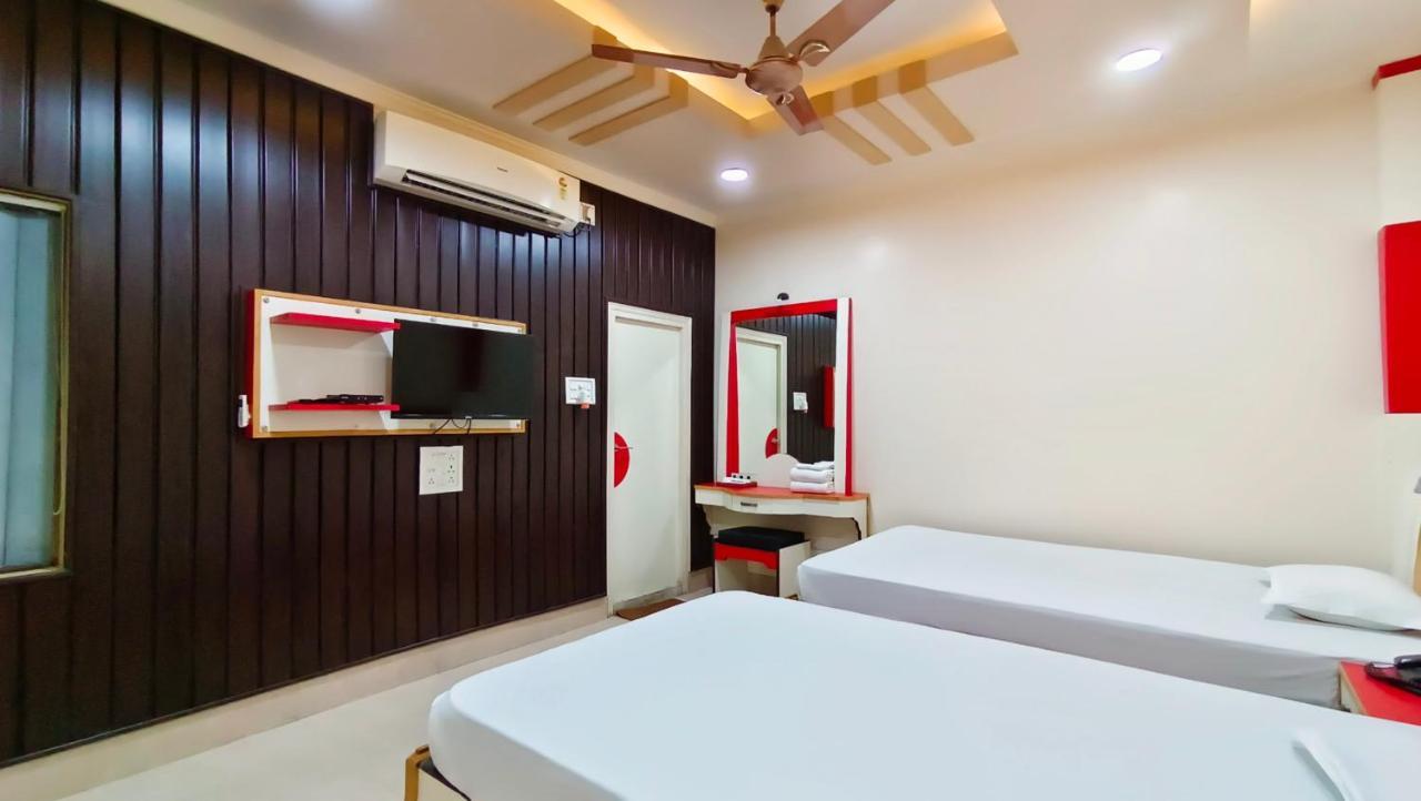 Hotel Samrat Baharampur Eksteriør billede