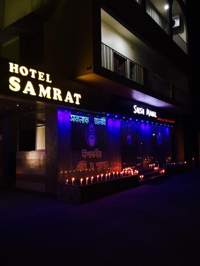 Hotel Samrat Baharampur Eksteriør billede